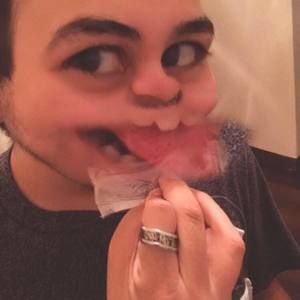 Meet your Posher, Eli